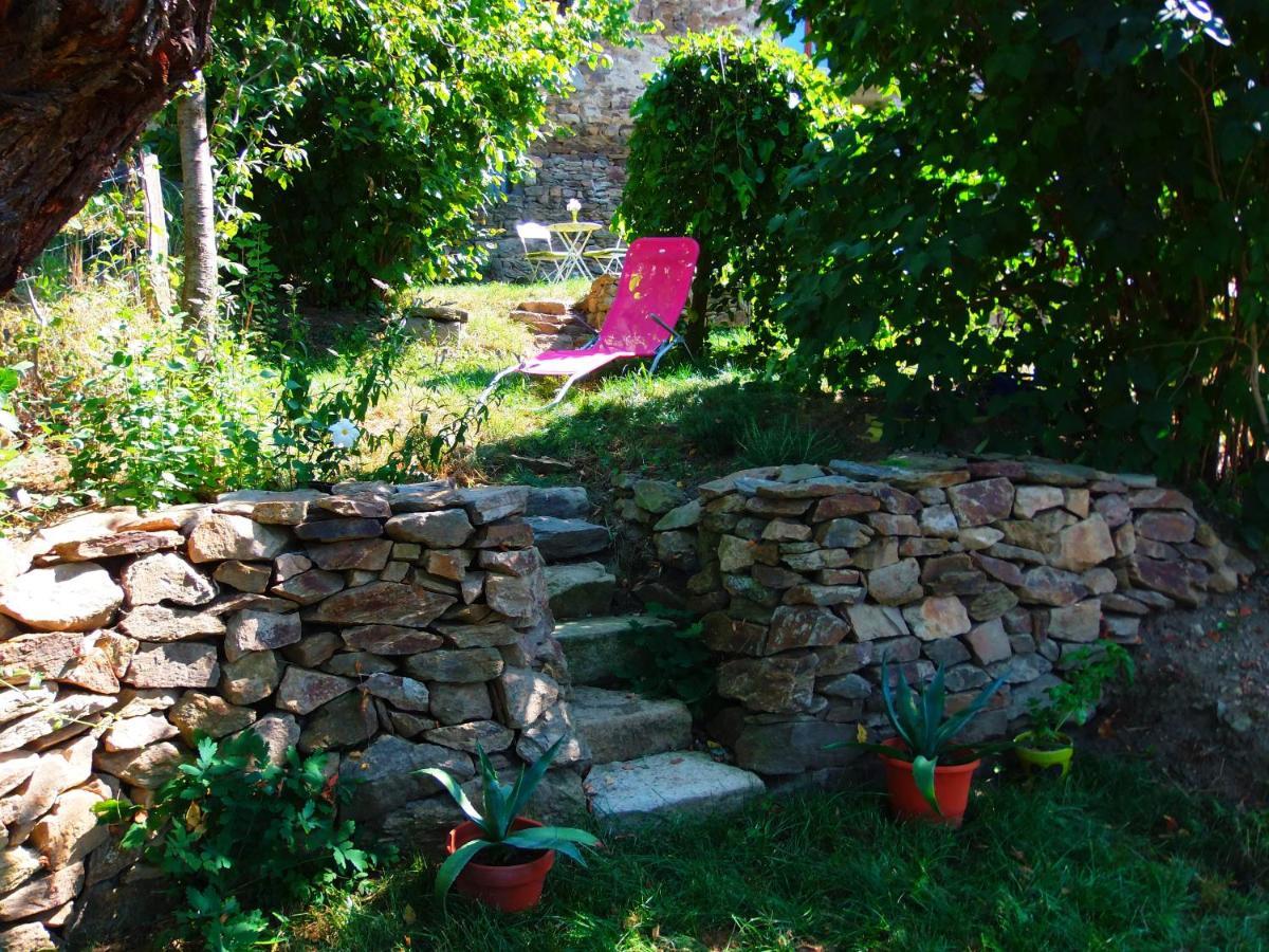Le Vallon D'Armandine, Gite Ecologique Auvergne Saint-Hilaire  Zewnętrze zdjęcie