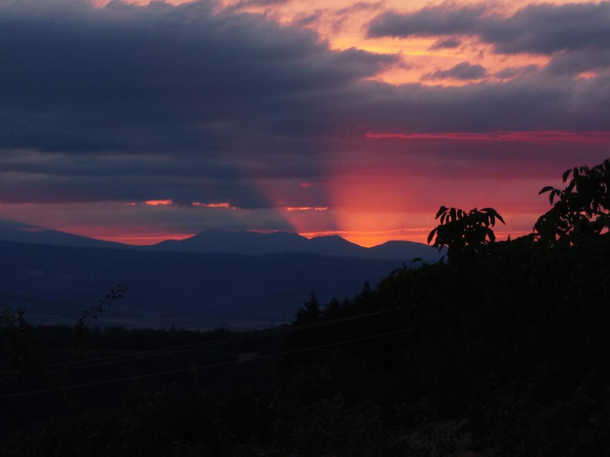 Le Vallon D'Armandine, Gite Ecologique Auvergne Saint-Hilaire  Zewnętrze zdjęcie